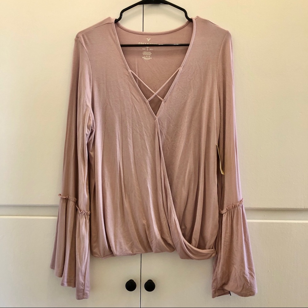 American Eagle soft and sexy aeo T peasant blouse bell sleeves size Large